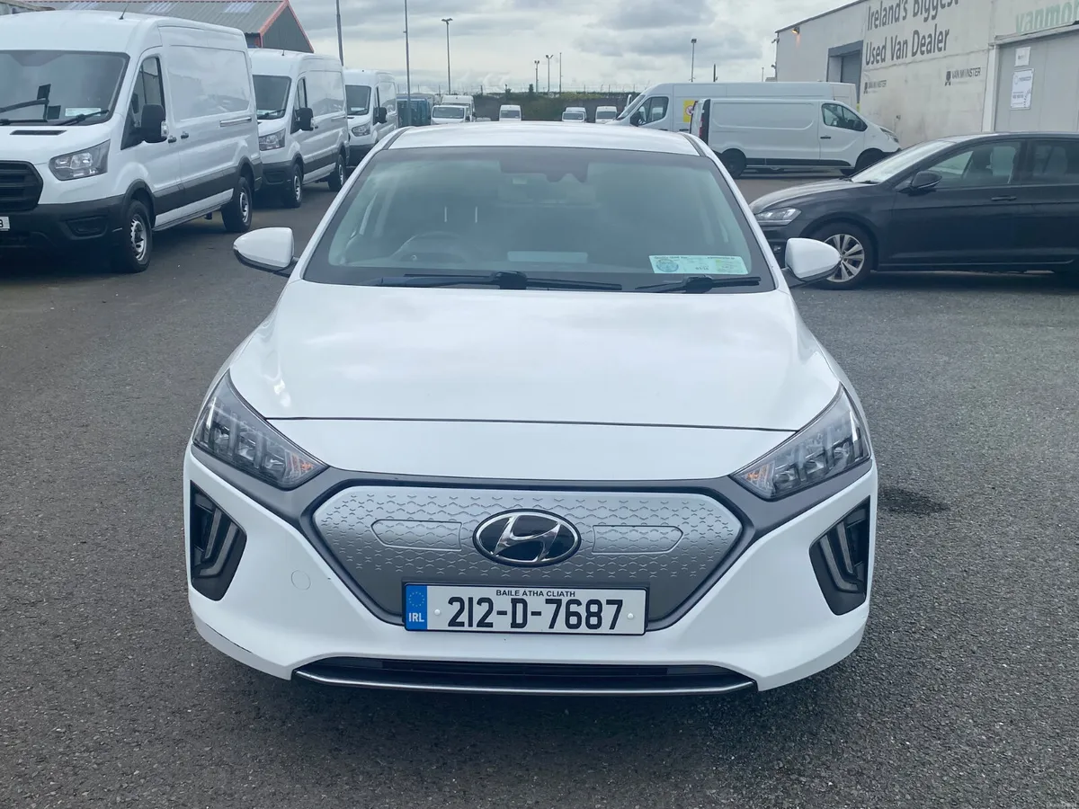 2021 Hyundai IONIQ 38.3KWH Electric - Image 2