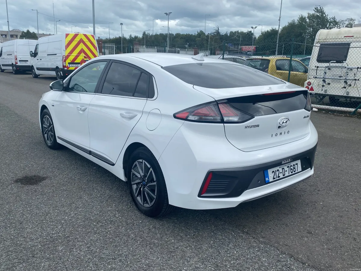 2021 Hyundai IONIQ 38.3KWH Electric - Image 4
