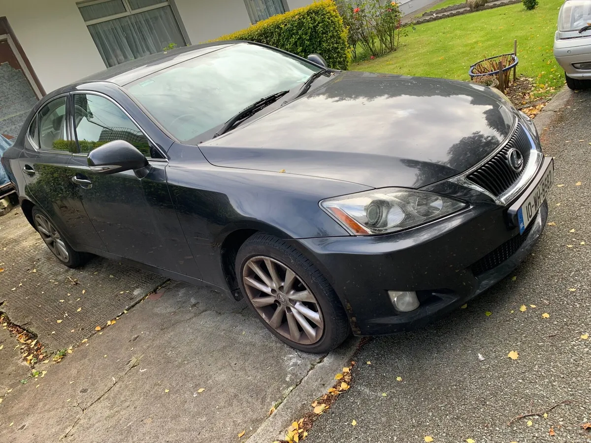 Lexus IS 2010 - Image 4