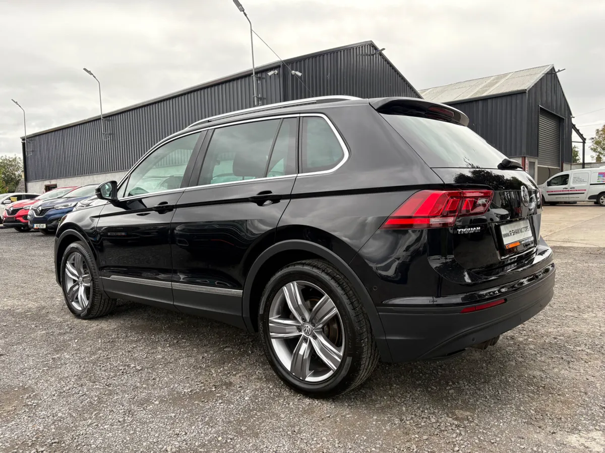 Volkswagen Tiguan DSG Auto - Image 6