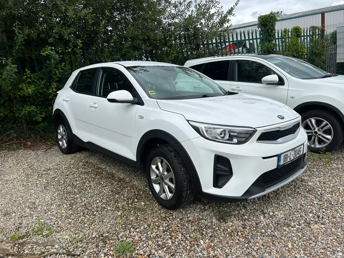 Kia stonic  1.3 petrol - Image 2