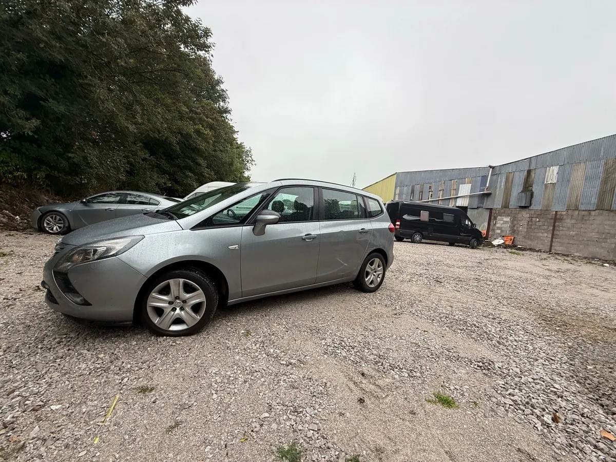 Zafira 151 nct 08/26 low mill94000 / 7 seater - Image 3