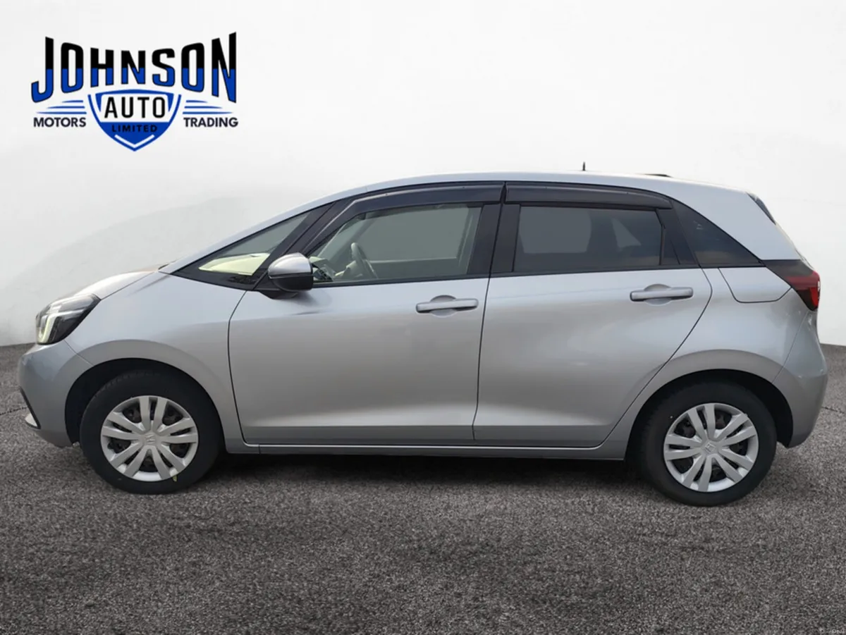 Honda Fit 1.5 Hybrid Self Charching - Image 3