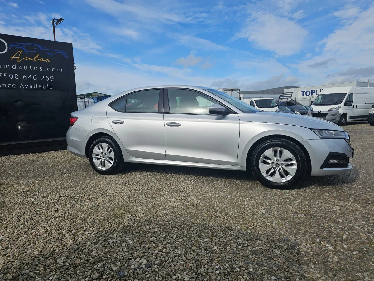 Skoda Octavia  SE Technology 2022 - Image 2