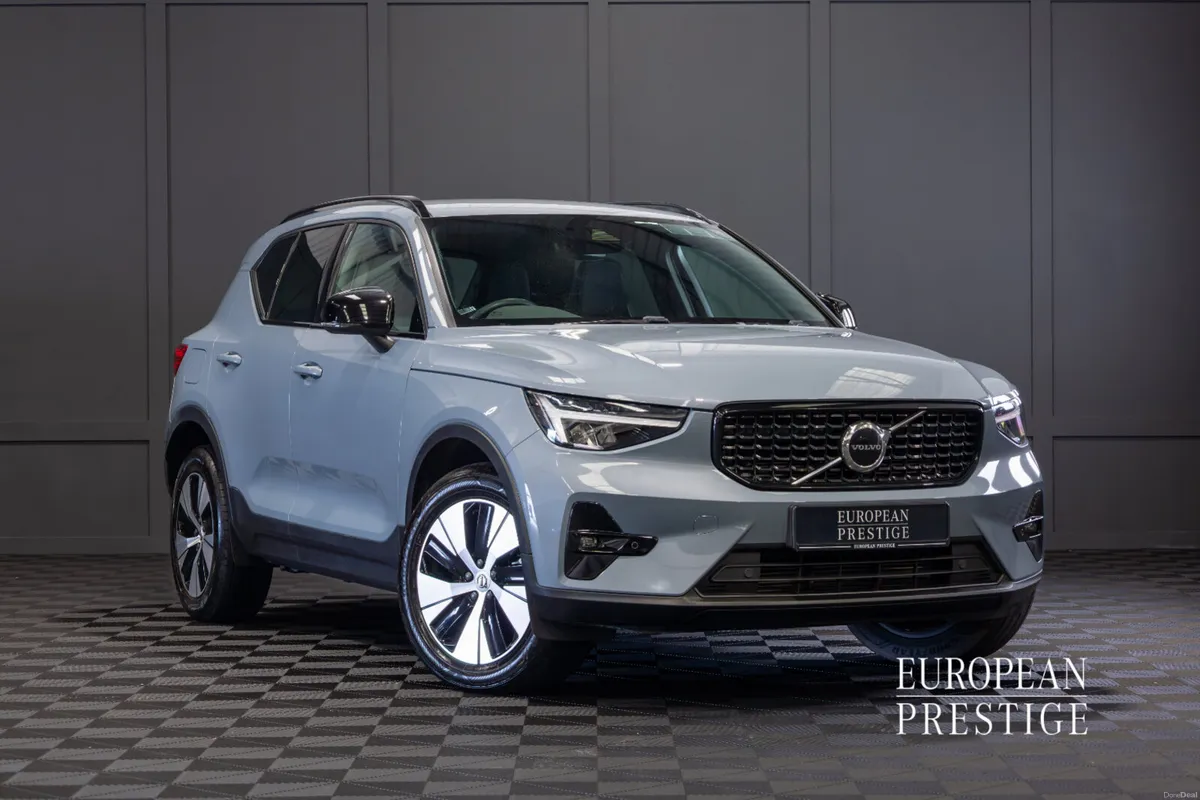 222 Volvo XC40 T4 Plus - Image 1