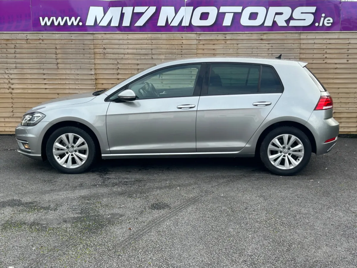 2017 SILVER VOLKSWAGEN GOLF COMFORTLINE - Image 4