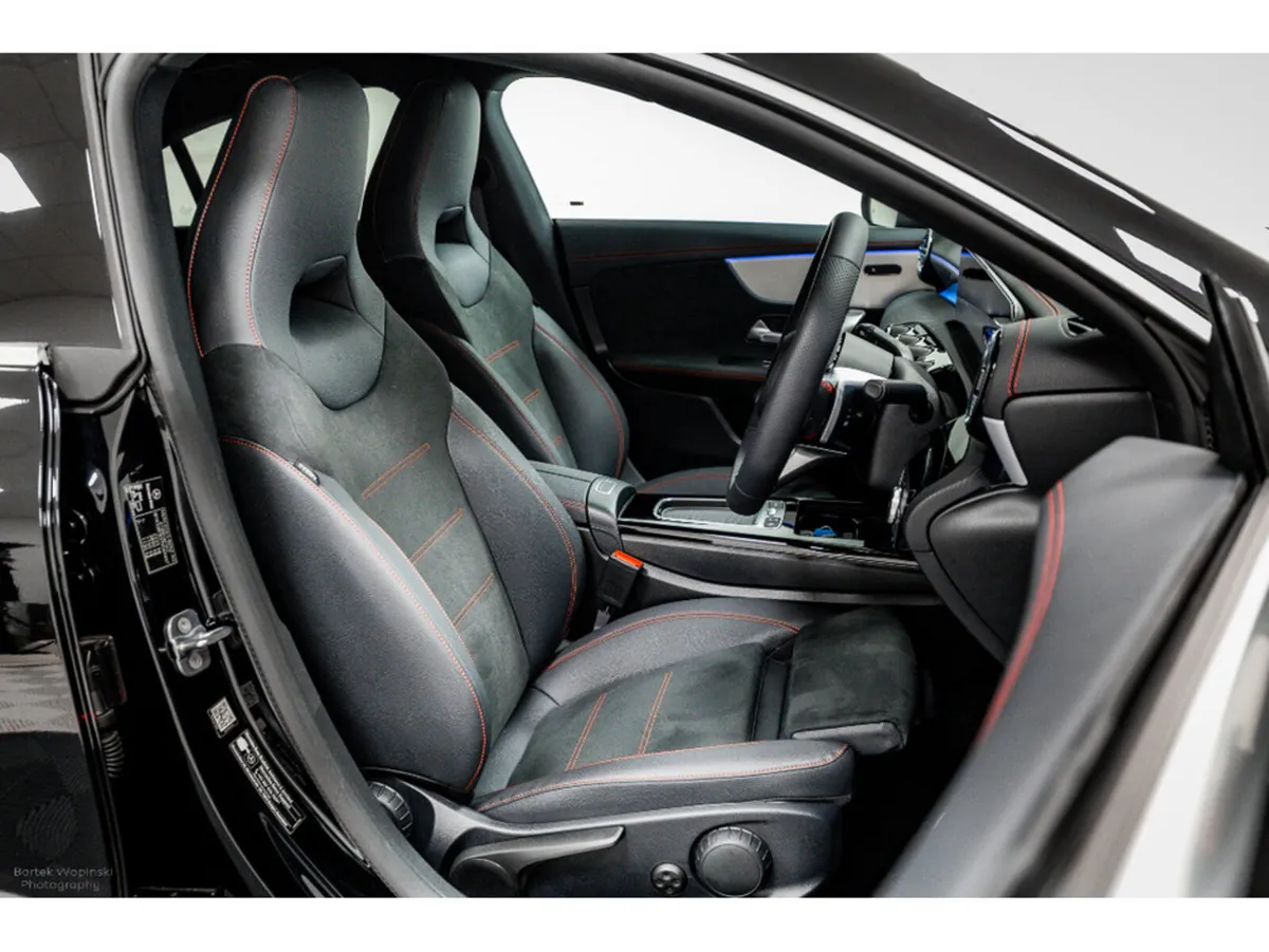 Mercedes-Benz CLA CLA 250 E AMG LINE EXECUTIVE - Image 4