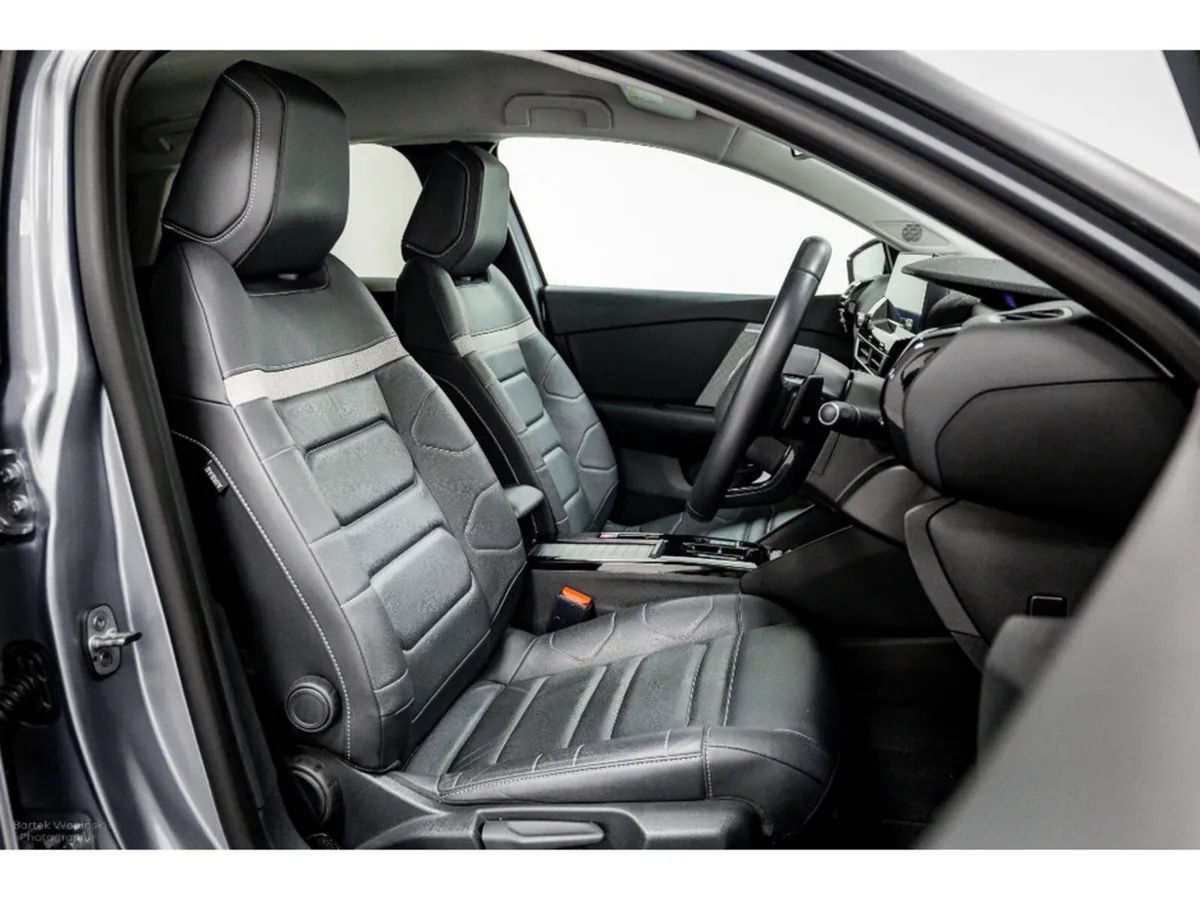 Citroen C4 Flair Pack 1.5 Diesel Auto 130HP - Image 3