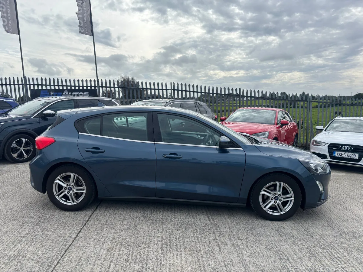 Ford Focus Eco Blue   2020 - Image 2