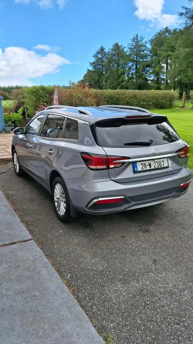 2021 MG5 Exclusive EV – MG Serviced – 97% Battery - Image 1