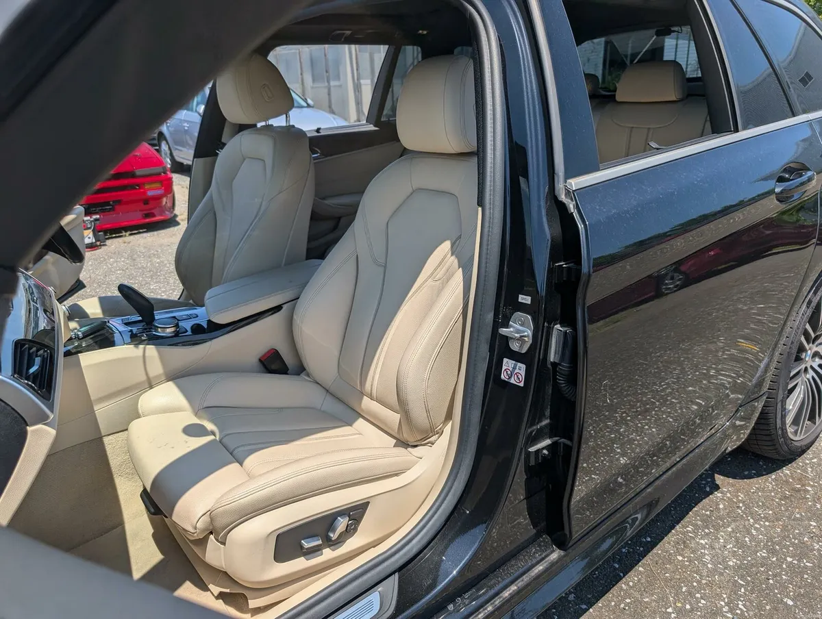 BMW 530i M Sport Touring 2019 - Image 4