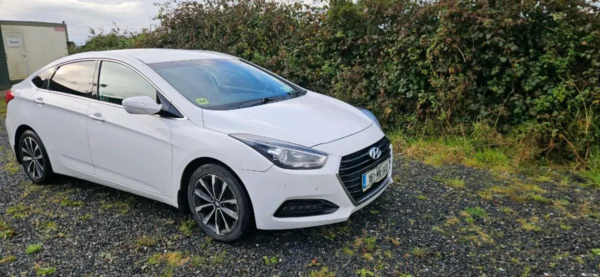 2016 Hyundai i40 - Image 1