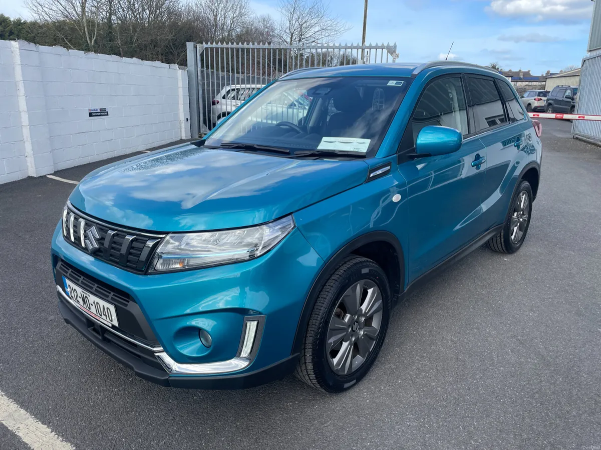 Suzuki Vitara 1.4 SZT Hybrid - Image 3