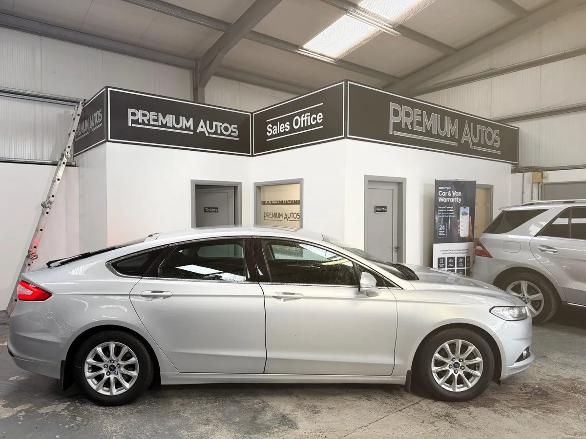 Ford Mondeo 2015. 2.0TDCI  TITANIUM - Image 2