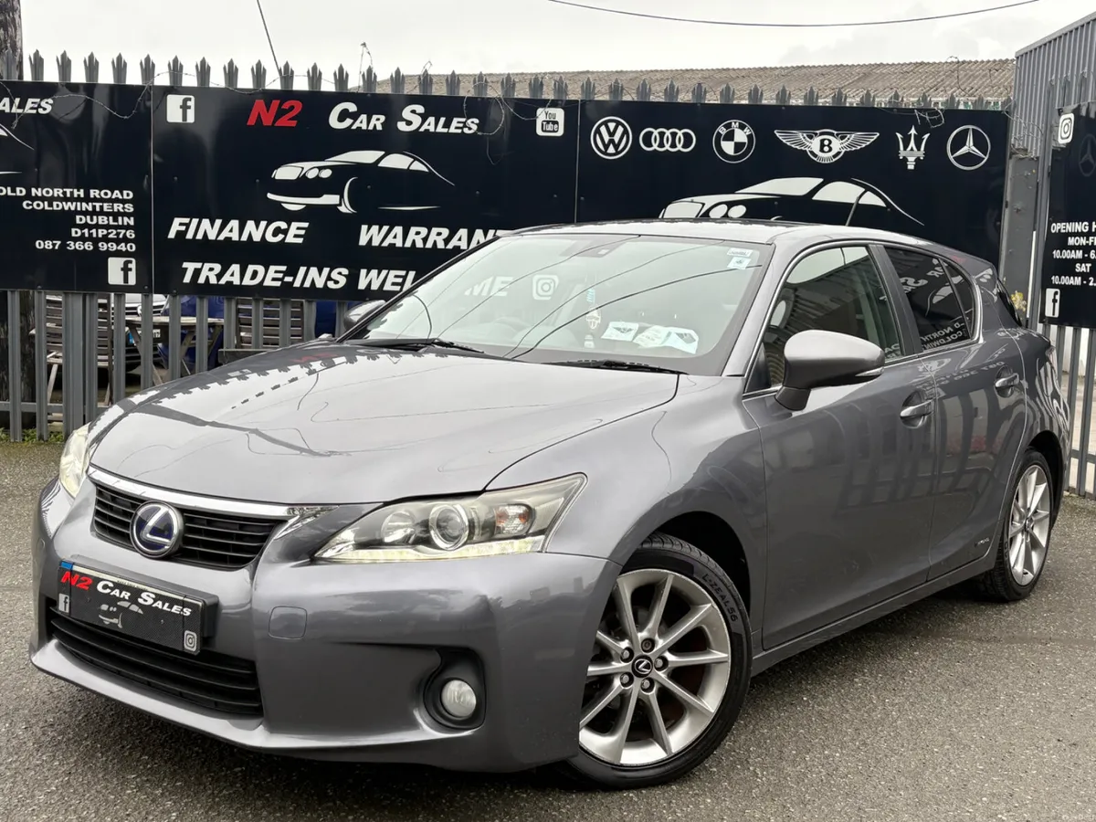 131 Lexus CT200h, LOW MILES, NEW NCT - Image 3