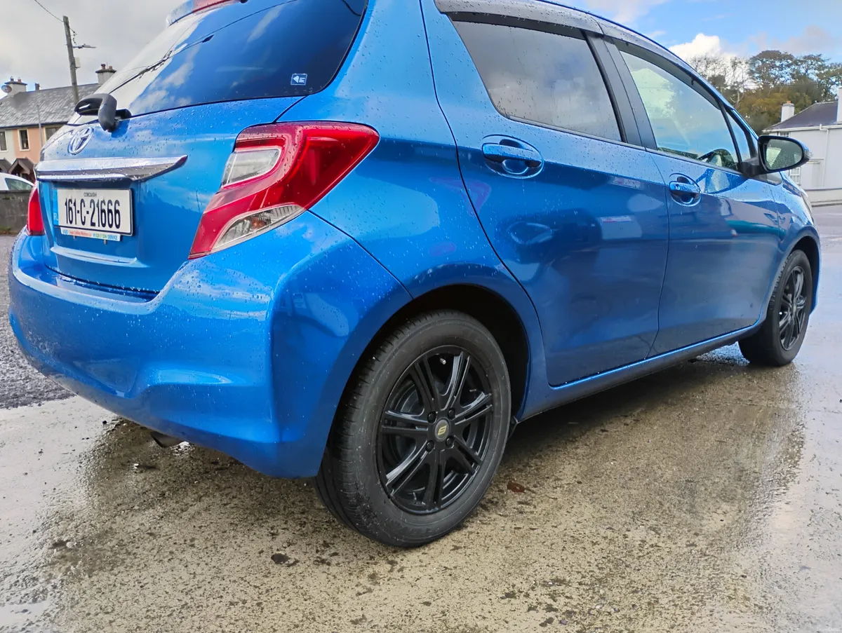 Toyota Vitz 2016 - Image 2