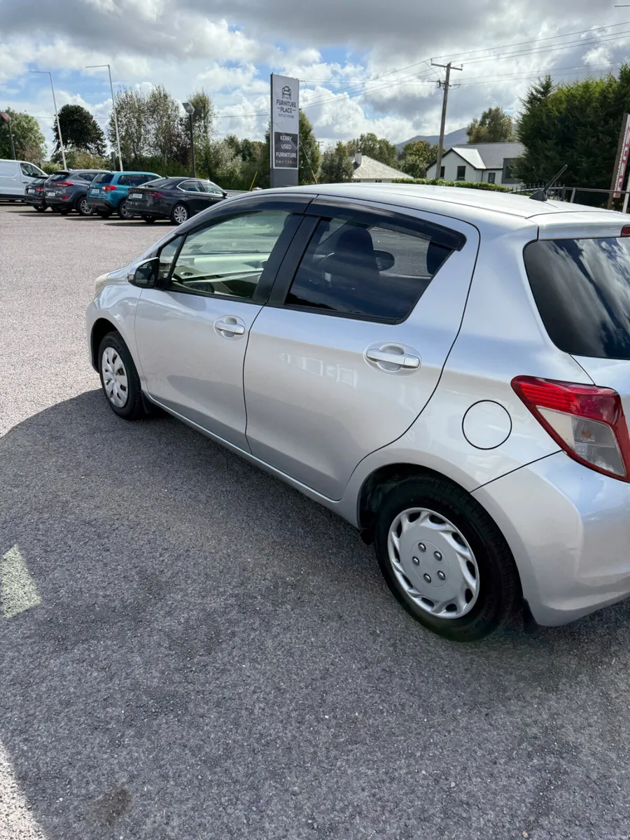 Toyota Vitz 2013 - Image 3