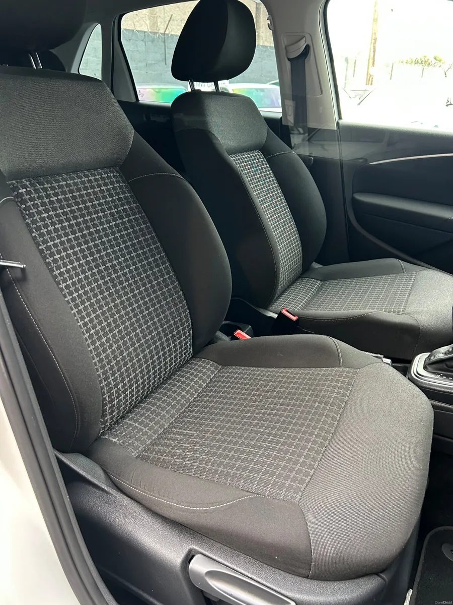 Volkswagon Polo 1.2 TSI DSG - Image 6