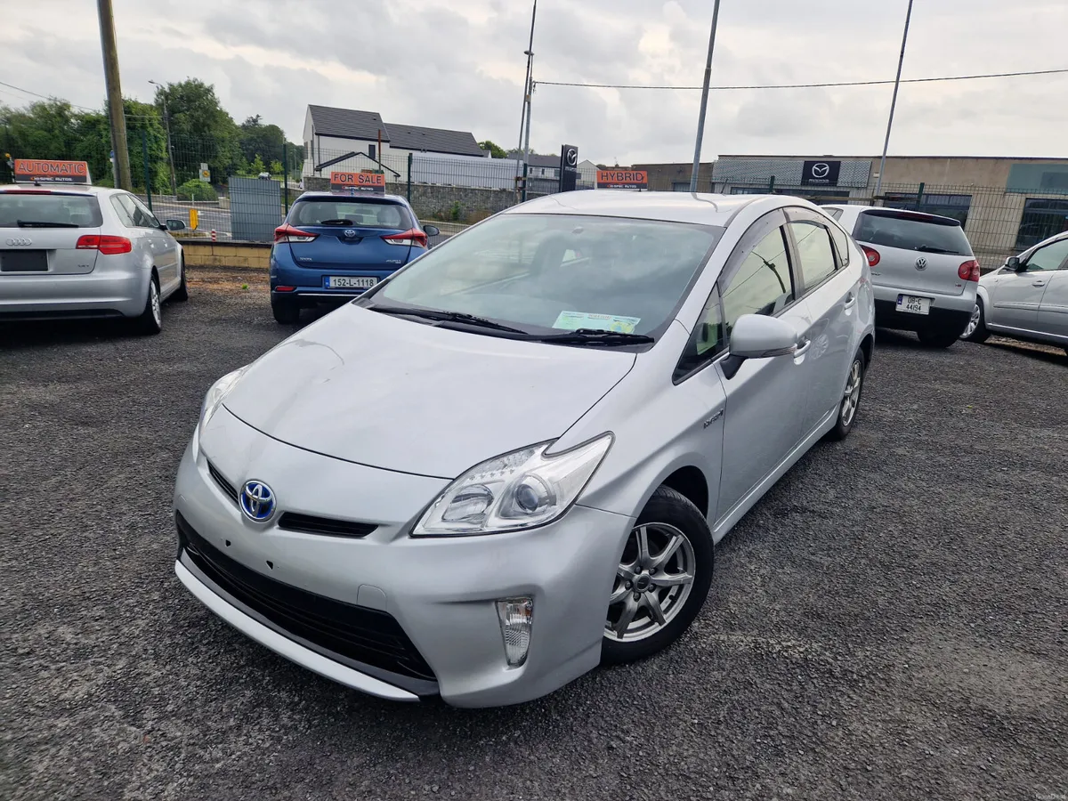 2014 Toyota Prius 1.8 VVTI Hybrid - Image 1