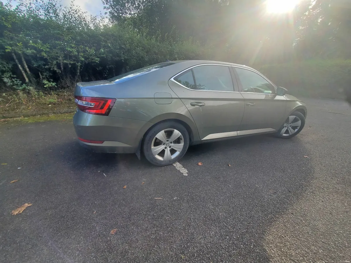 16 Skoda Superb 2.0 Tdi New Nct - Image 4