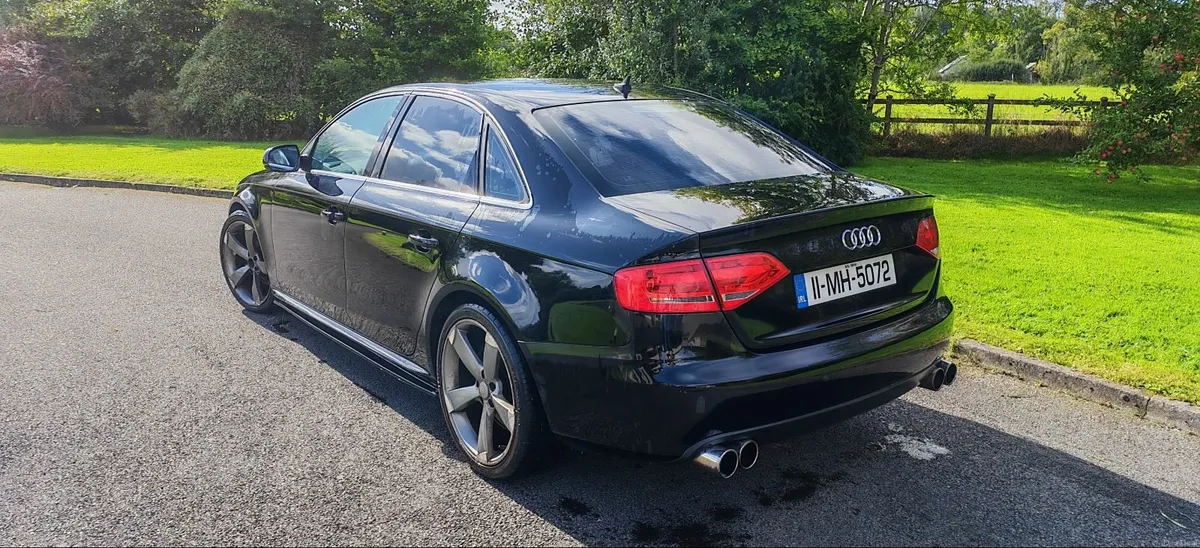 AUDI A4 2.0 TDI TECHNIK 136PS 4DR - Image 4