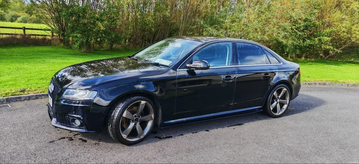 AUDI A4 2.0 TDI TECHNIK 136PS 4DR - Image 3