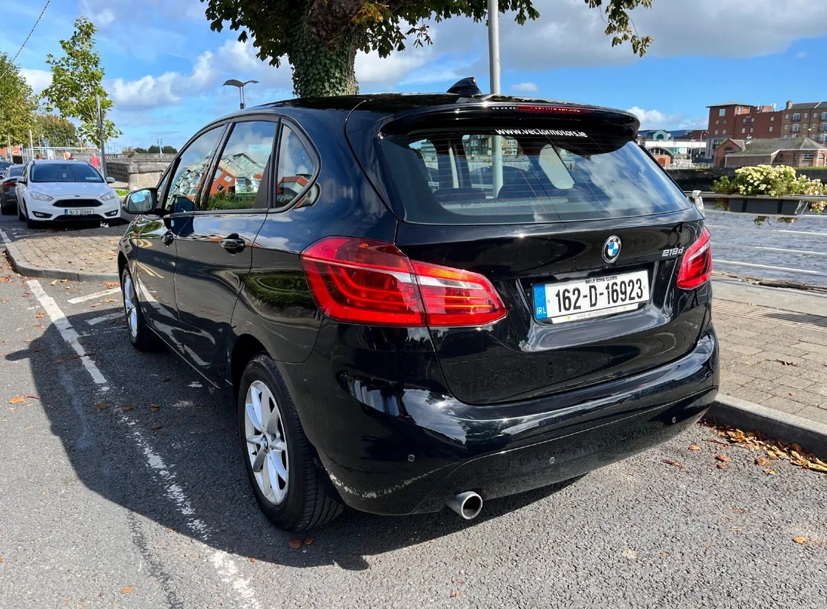 Low mileage! BMW 2-Series 2016 Active Tourer 218d - Image 4
