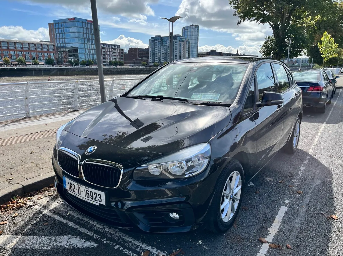 *Low milage!* BMW 2-Series 2016 Active Tourer 218d - Image 3