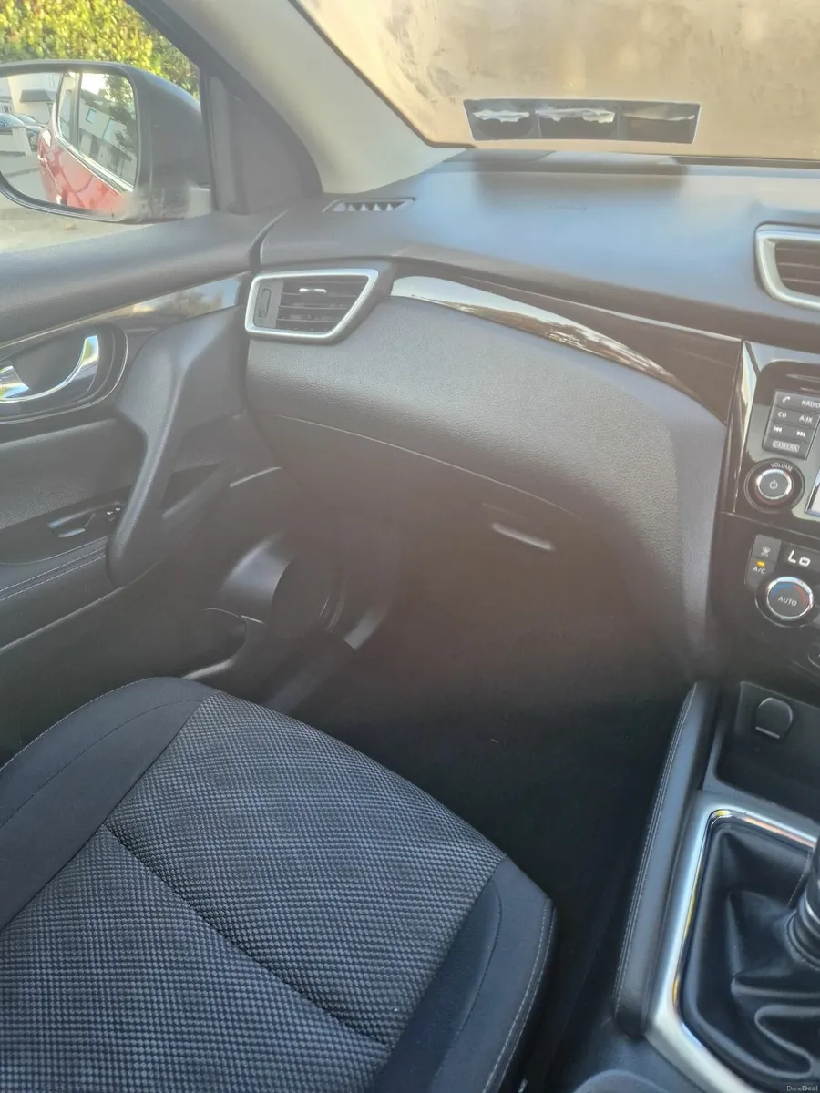 Nissan Qashqai 2017 70k miles - Image 3