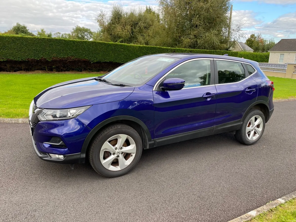 Nissan Qashqai  Diesel 182 Reg - Image 4