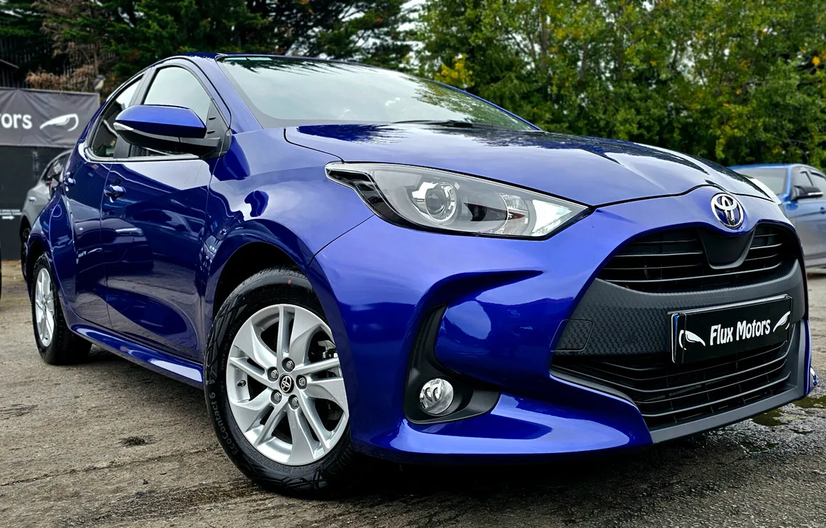 🔥 2024 Toyota Yaris Hybrid Luna - Image 1