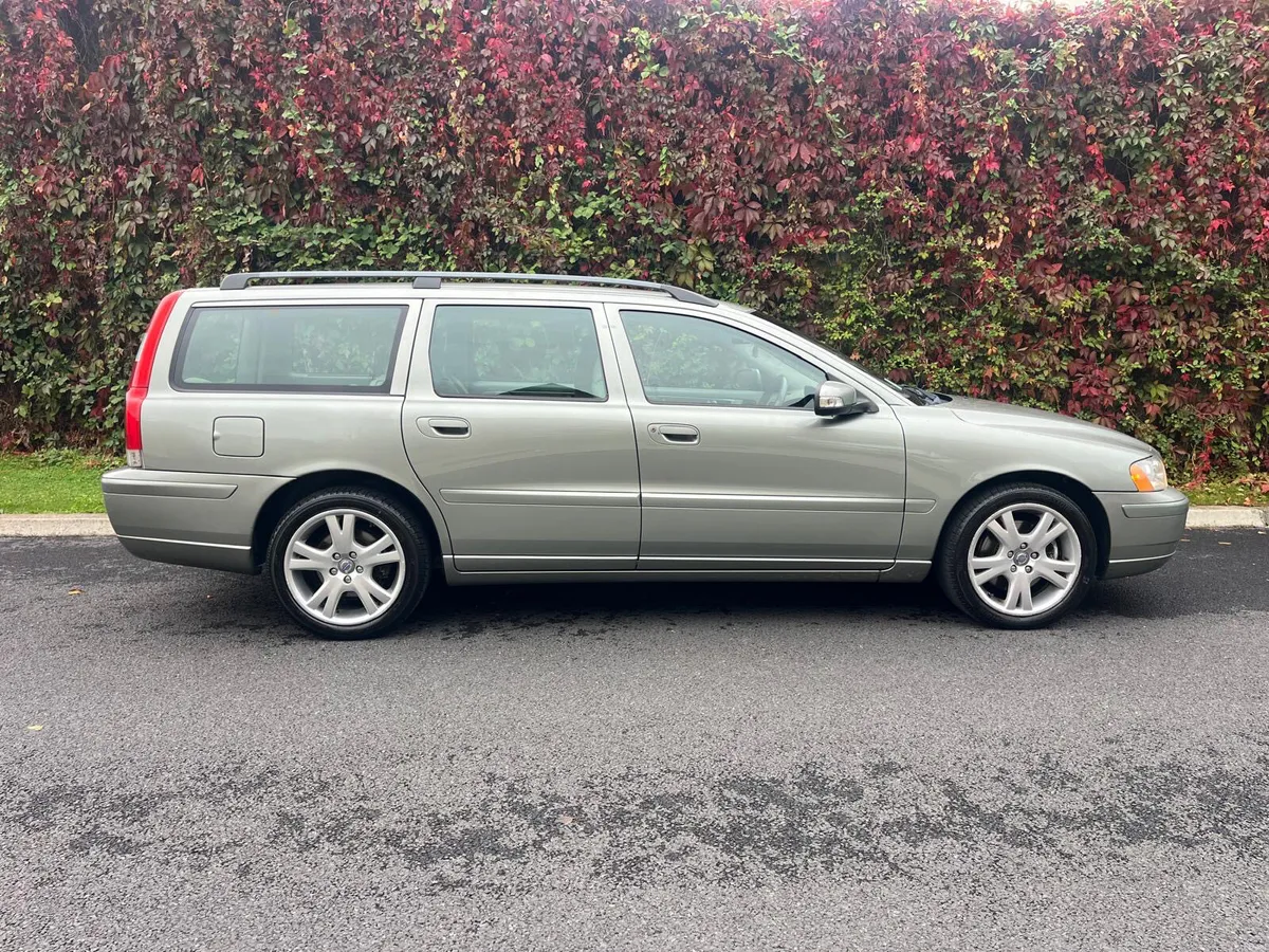 Volvo V70 2007 ( NCT 09/26 - Image 3