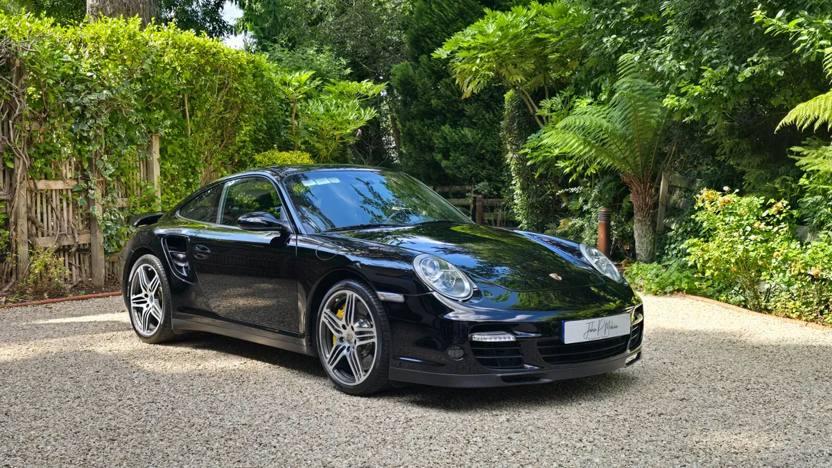 Porsche 911 Turbo - Manual - 997 - Image 2
