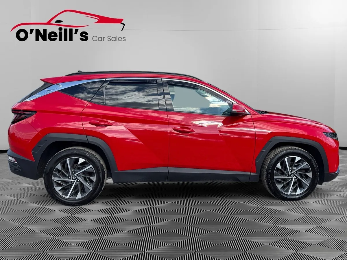 Hyundai Tucson 2022 EXECUTIVE PLUS DIESEL 5 5DR - Image 2