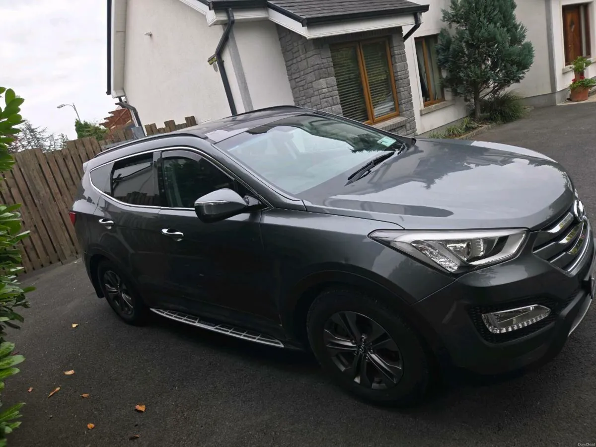 Hyundai santa fe 4wd clean.  13 months nct - Image 3