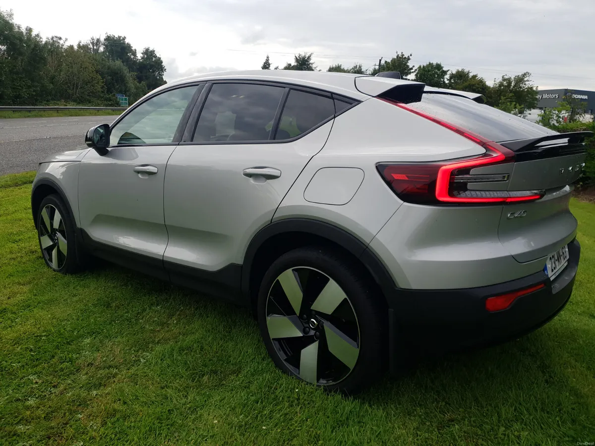 Volvo C40 2023 - Image 3