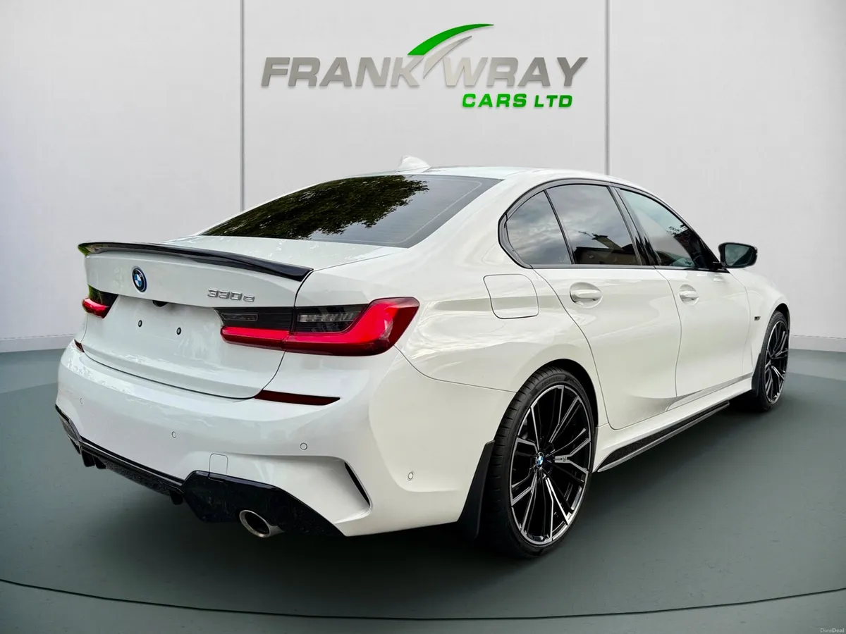 2022 BMW 330 E M-SPORT *BODY KIT*CAMERA*€170 TAX* - Image 5