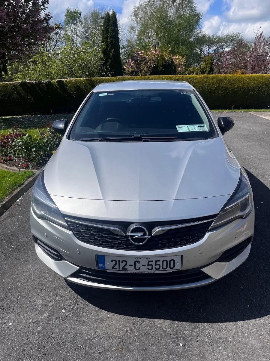 Opel Astra 2021 - Image 1