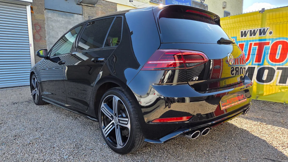Volkswagen Golf R 2017 R-LINE 7.5 320BHP 2.0 DSG - Image 2