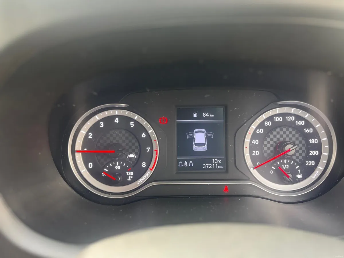 Hyundai i10 2022 New Delux - Image 3