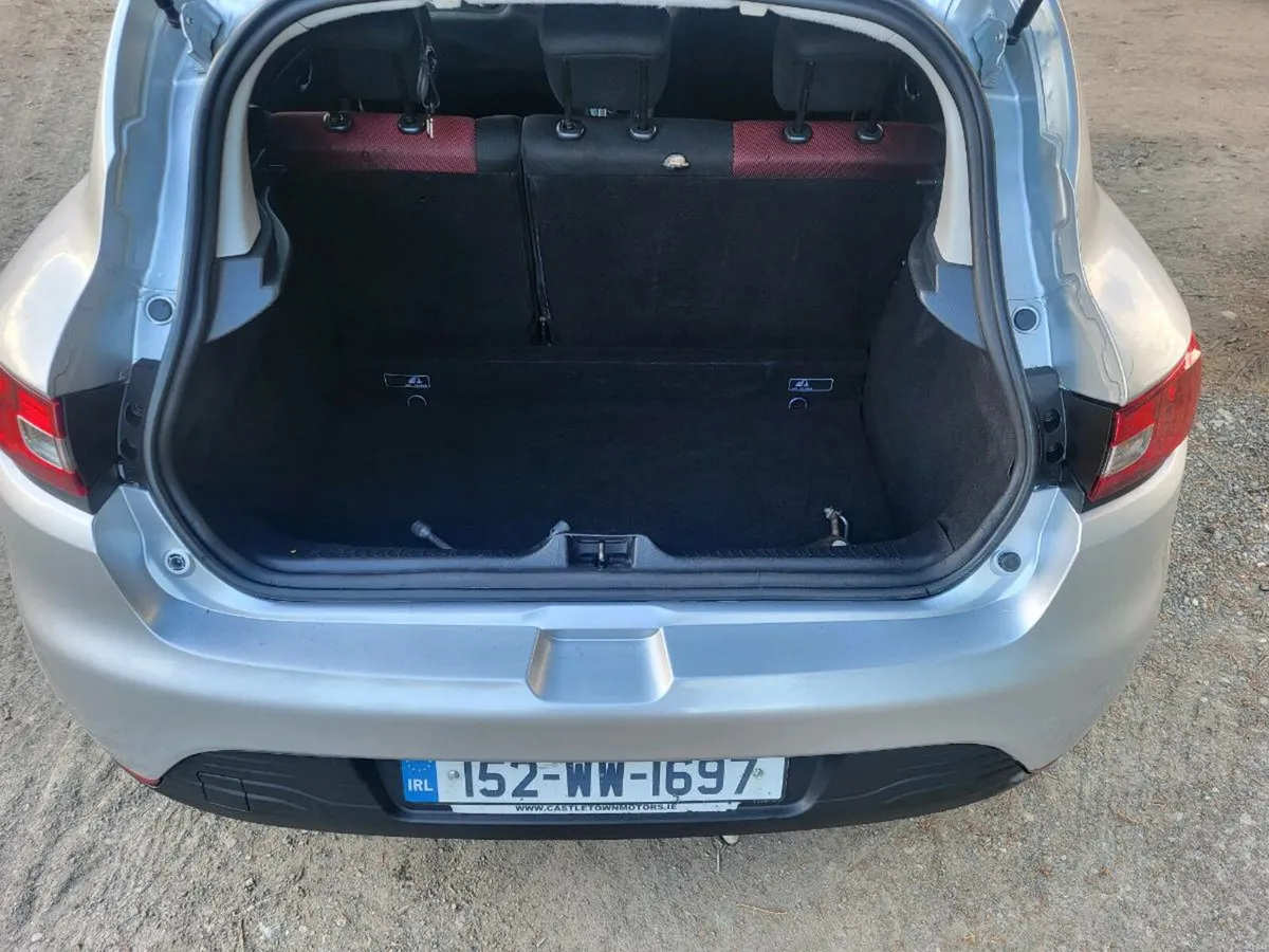 152 renault clio 1.1 petrol nct 06/27 - Image 5