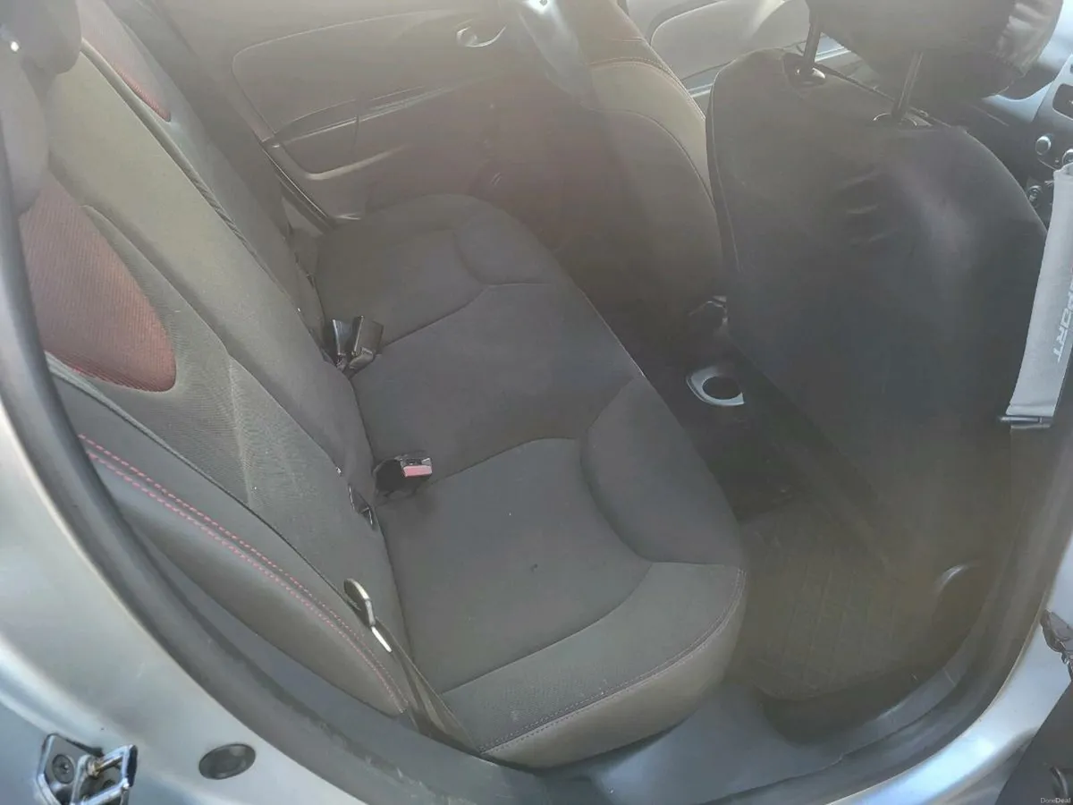 152 renault clio 1.1 petrol nct 06/27 - Image 6
