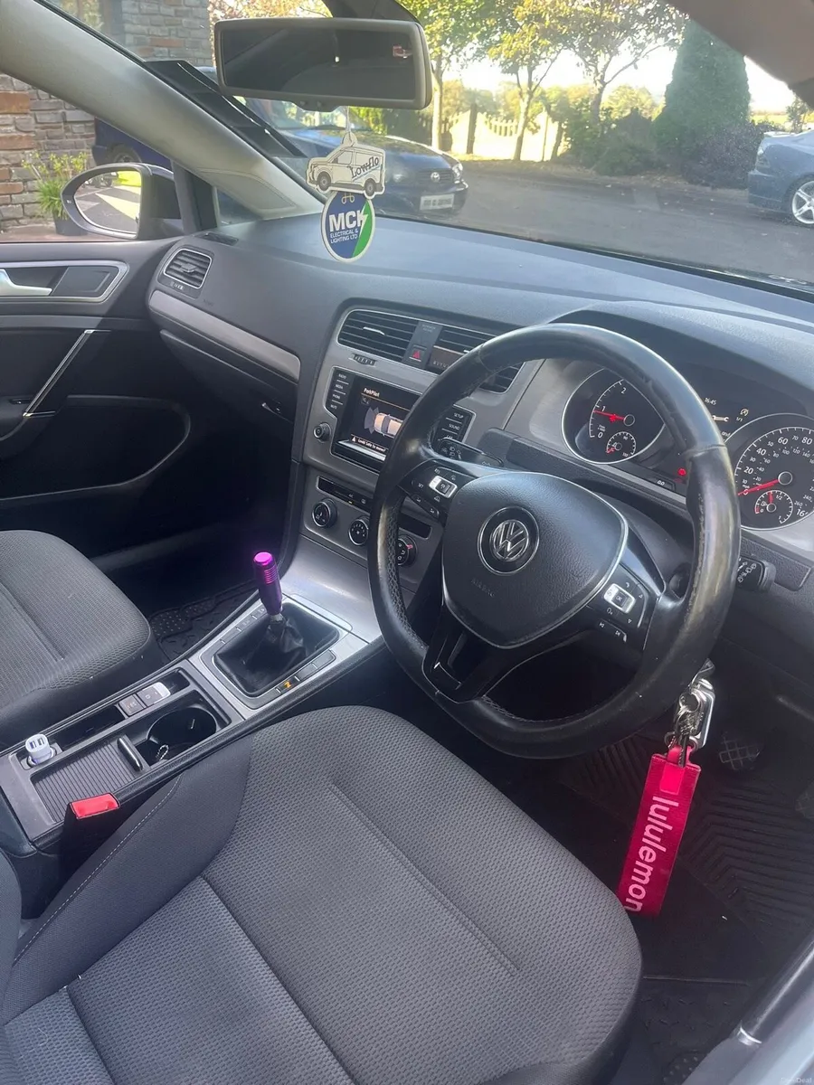 Volkswagen Golf  2015 Bluemotion TDI - Image 2