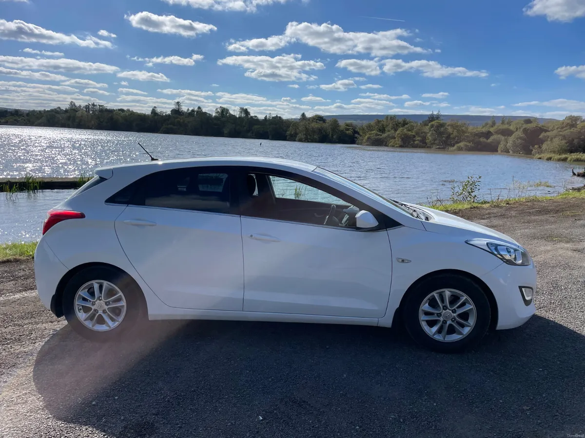 Hyundai i30 2015 1.6 diesel nct 6/27 - Image 4