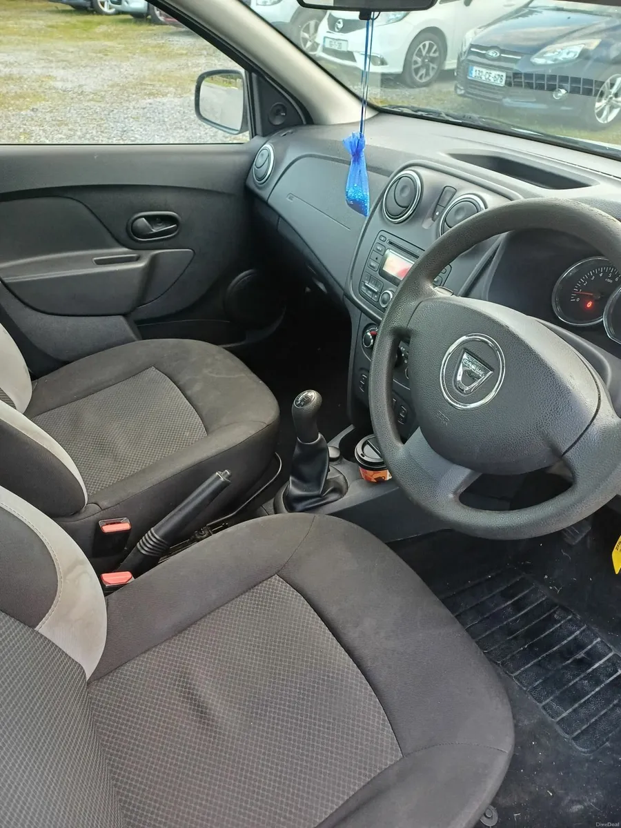 Dacia Sandero 2015 - Image 3
