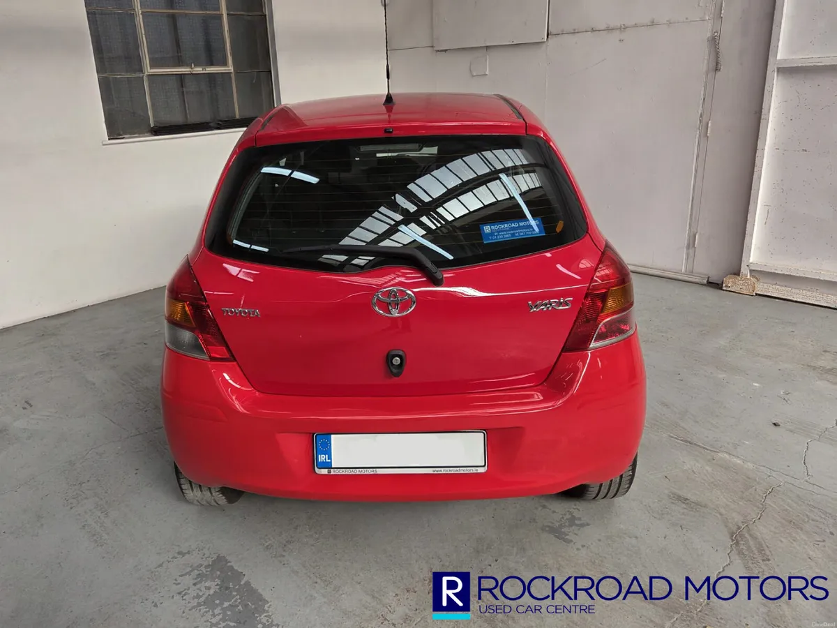 Toyota Yaris 1.0 Terra, 2010 - Image 4