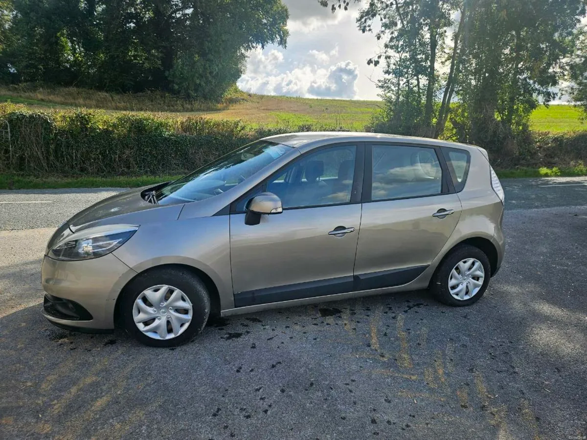 13 Renault scenic good condition test tax - Image 3