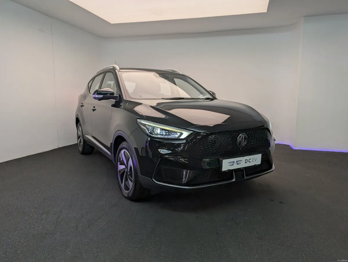 MG ZS EV Long Range Exclusive -with Pano Roof - Image 4