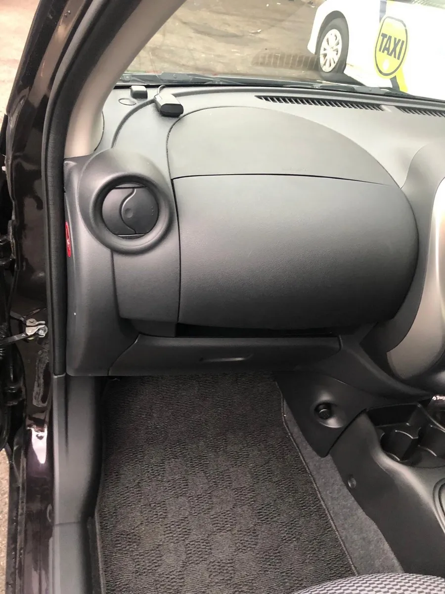 Nissan March 2018 - Image 4