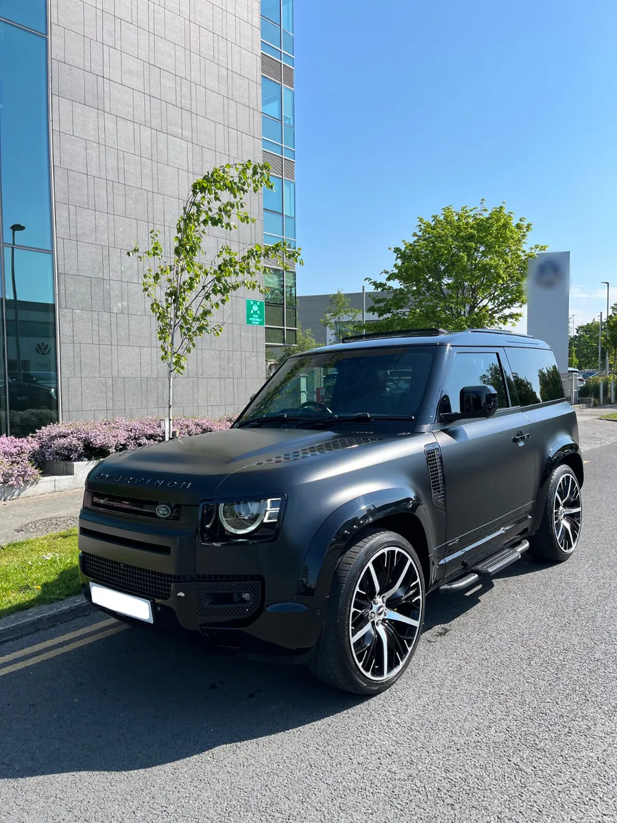 2021 Land Rover Defender 90 P400 X-Dynamic Hse - Image 1